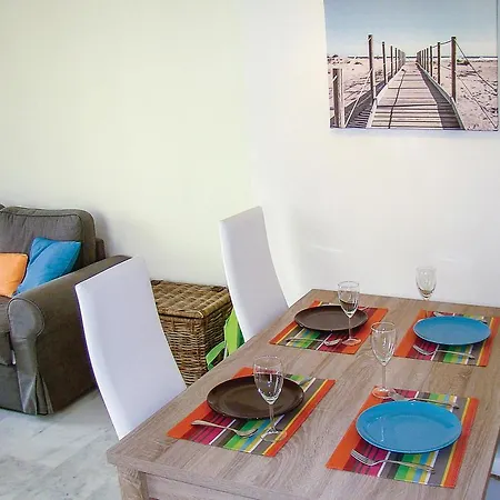 Two-bedroom In Estepona, Malaga Apartment *